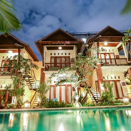 Mina Pelasa Hotel Legian Esterno foto