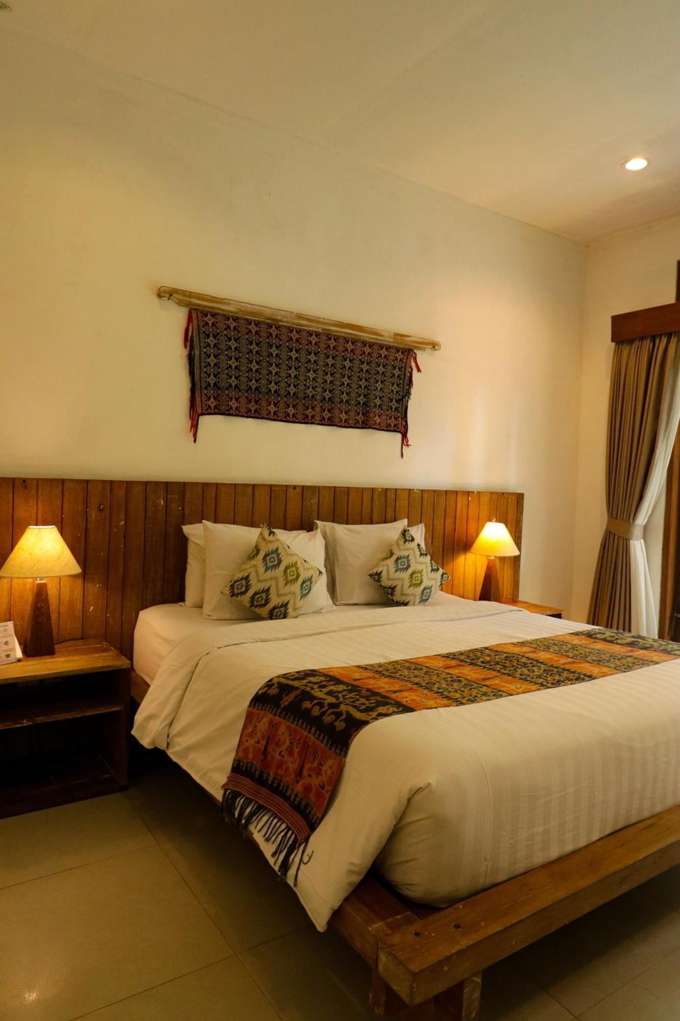 Mina Pelasa Hotel Legian Esterno foto